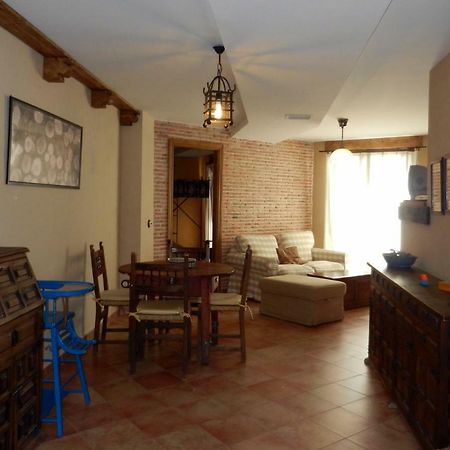 Casa Rebollares I Casa de hóspedes Piedralaves Exterior foto